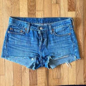 Levi’s women’s 501 denim shorts Sz 25